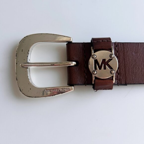 Michael Kors Leather Logo Belt - Picture 2 of 6